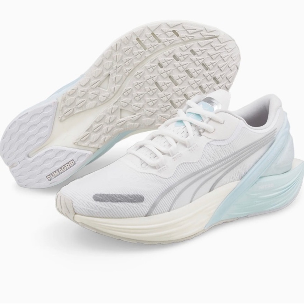 Puma Run XX Nitro Womens Running Shoes size 8 white silver nitro blue